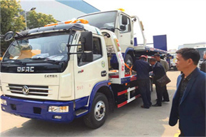丰县汽车道路救援拖车价格